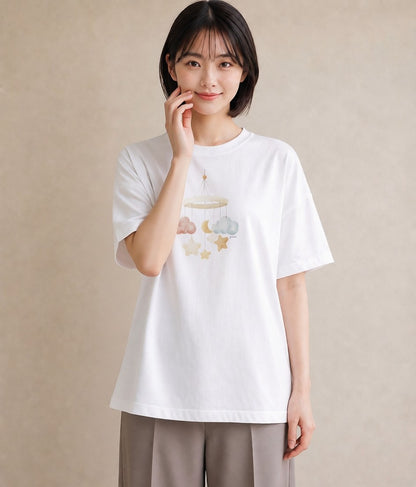 半袖Tシャツ レディース 雲 星空 宇宙 イラスト ポップ 秋コーデ おしゃれギフト 白T