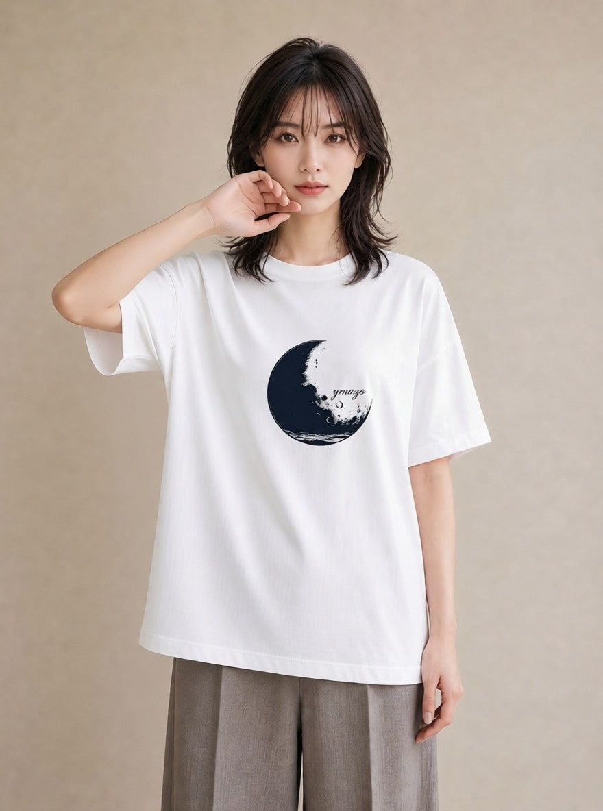 グラフィックTシャツ レディース 三日月 星空 宇宙 イラスト 手描き風 女子会 お揃い 白T