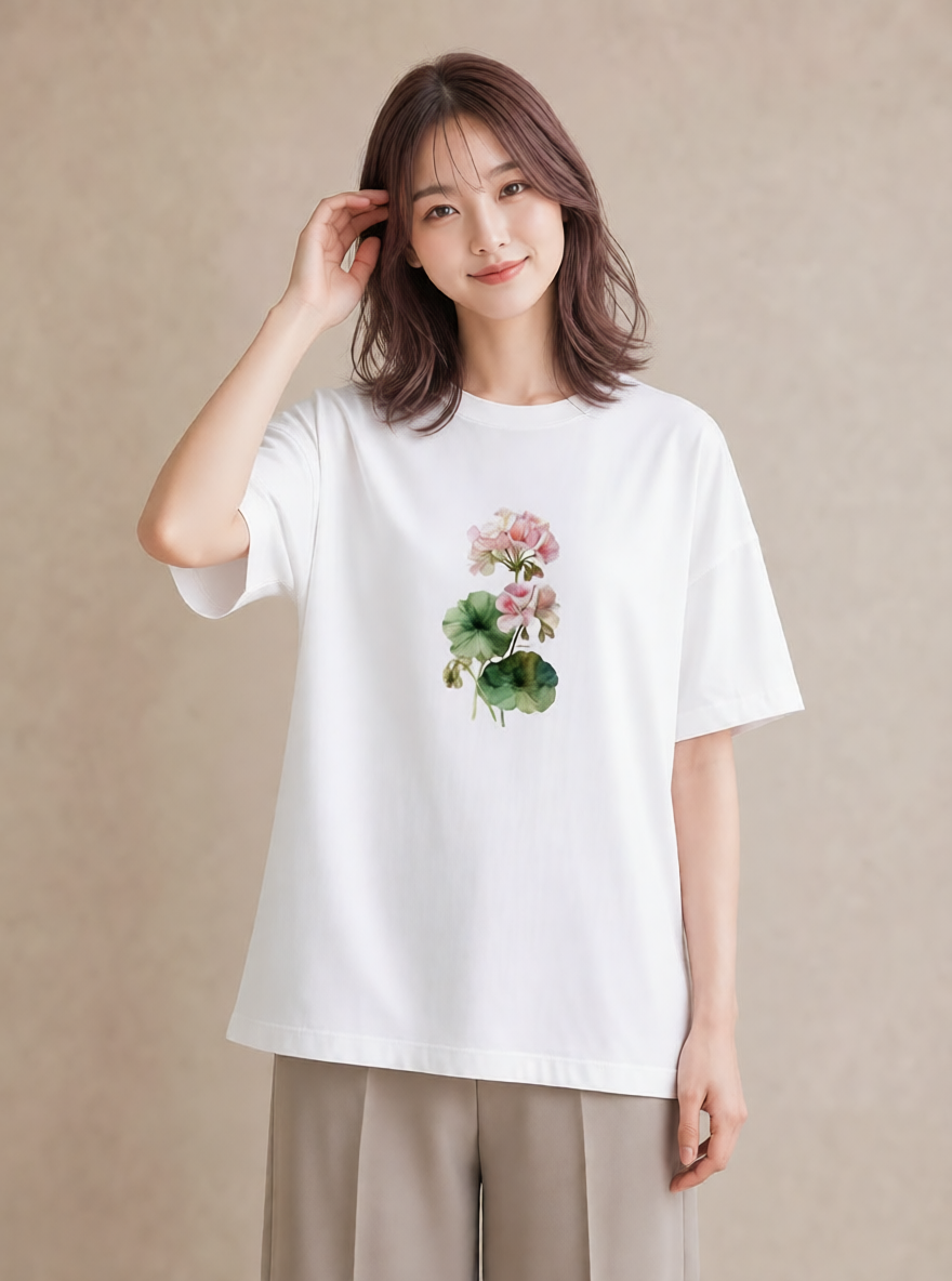 Tシャツ レディース クローバー 四つ葉 花 花柄 イラスト 水彩風 帰省 ラフ 白T