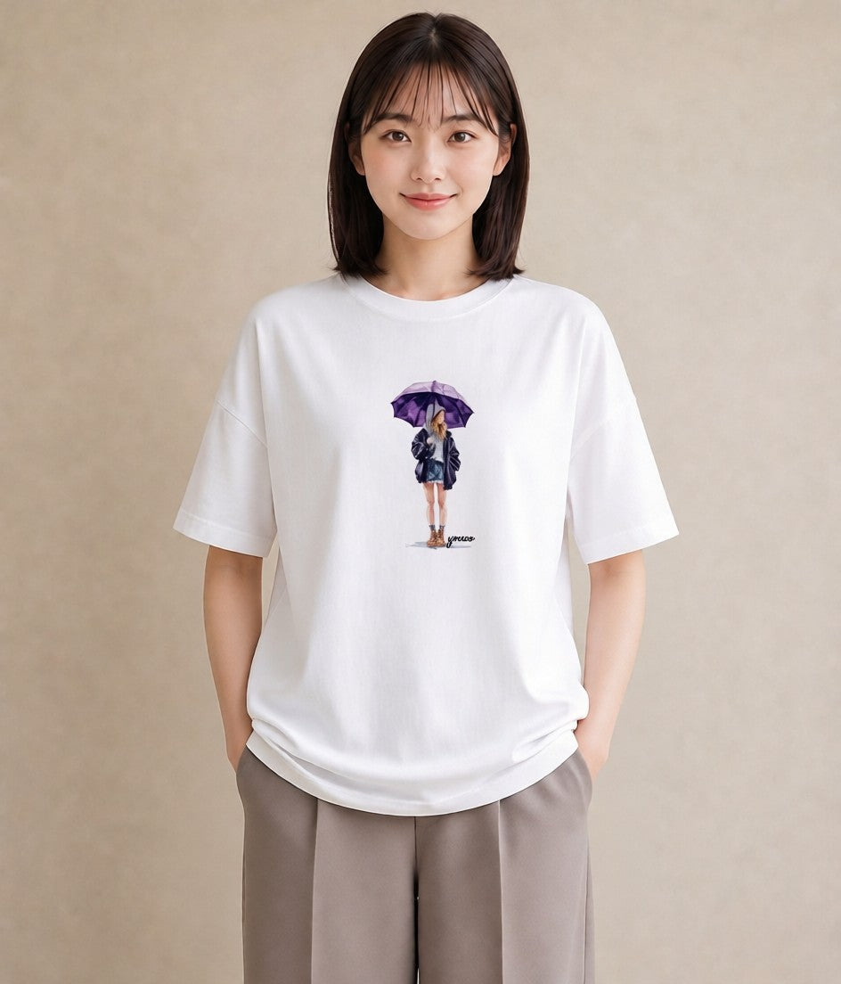 グラフィックTシャツ レディース 傘 水たまり 雨 ナチュラル アンティーク イラスト 手描き風 ママ カフェ服 白T