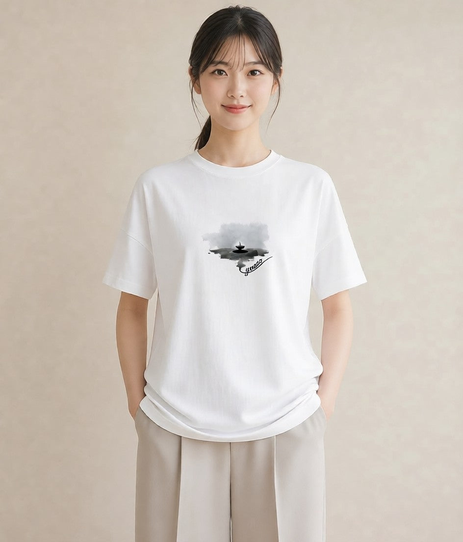 グラフィックTシャツ レディース 紙の船 水辺 ナチュラル アンティーク イラスト ニュアンス 秋コーデ おしゃれギフト 白T