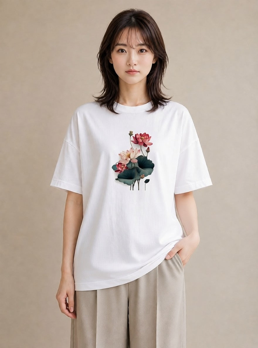 デザインTシャツ レディース 蓮 花 花柄 イラスト ゆるコーデ 20代 カジュアルコーデ 白T