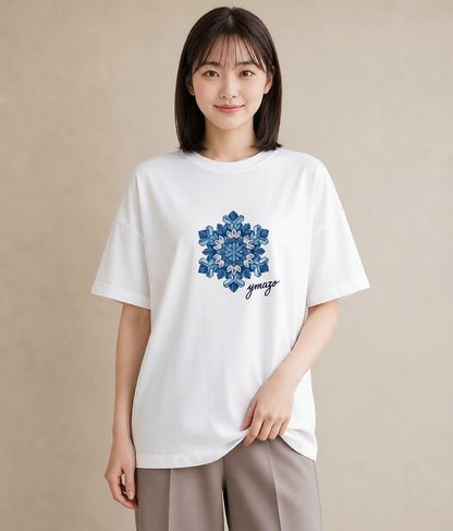 プリントTシャツ レディース 雪の結晶 星空 宇宙 イラスト きれいめ ラフ レイヤード 白T