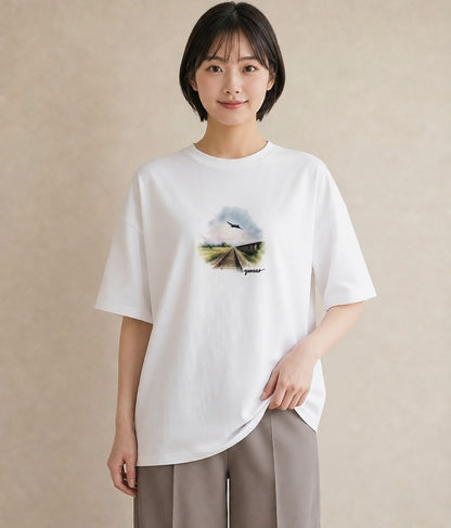 デザインTシャツ レディース 駅のホーム ローカル線 駅 ナチュラル アンティーク イラスト シック カジュアルコーデ 買い物 白T