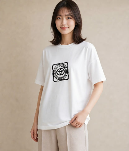 Tシャツ レディース 旅 トラベル スタンプ イラスト ラフカジュアル 20代 カジュアルコーデ 白T