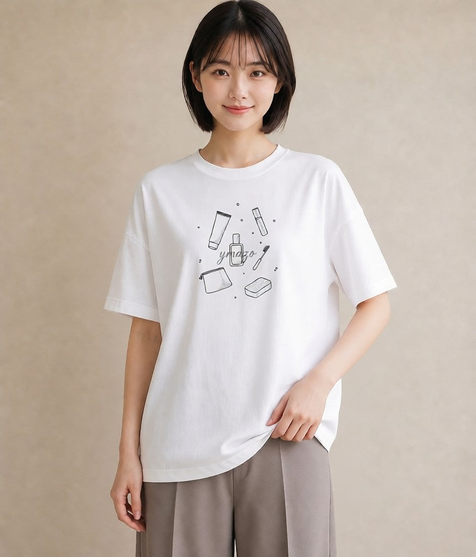 グラフィックTシャツ レディース パールピアス アクセサリー ナチュラル アンティーク イラスト 淡色 ミセス 春コーデ 白T