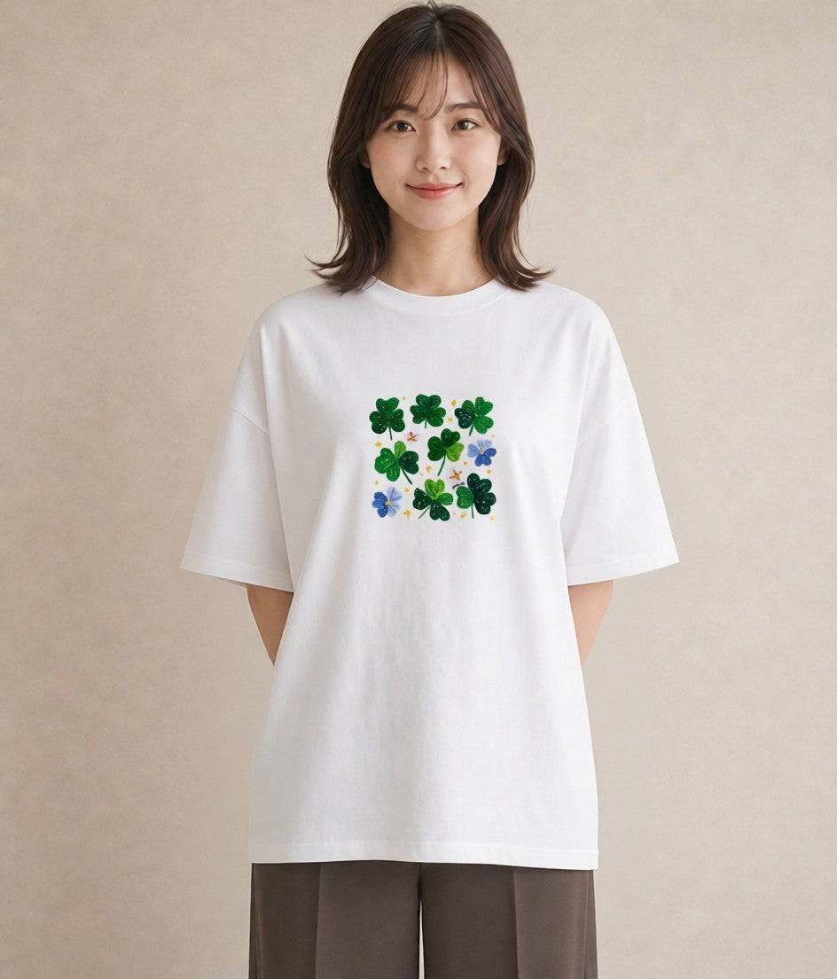 プリントTシャツ レディース クローバー 四つ葉 花 花柄 イラスト ユニーク 夏コーデ 通学 白T