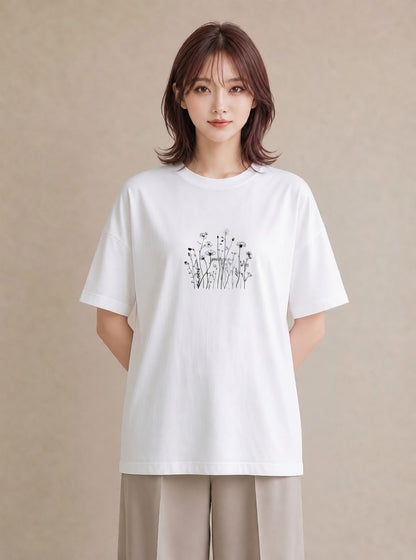 プリントTシャツ レディース 小花 花 フラワー イラスト ラフ 普段着 週末コーデ 白T