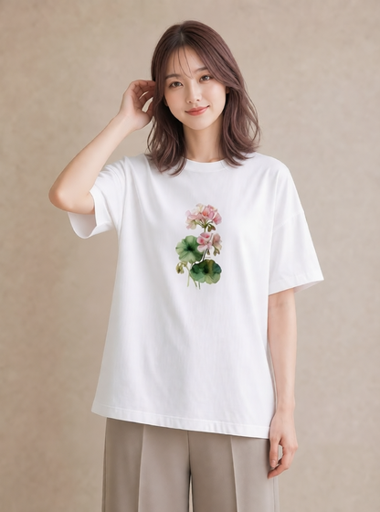 Tシャツ レディース クローバー 四つ葉 花 花柄 イラスト 水彩風 帰省 ラフ 白T