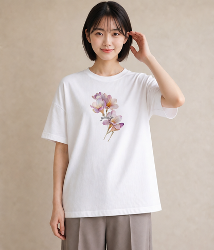 プリントTシャツ レディース チューリップ 花 花柄 イラスト きれいめカジュアル カジュアルコーデ 買い物 白T