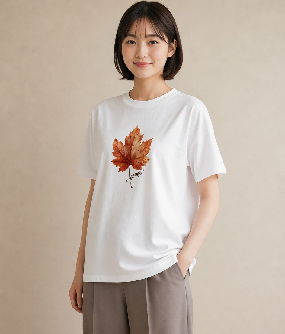 グラフィックTシャツ レディース 落ち葉 植物 ボタニカル イラスト 抜け感 休日 ペアコーデ 白T
