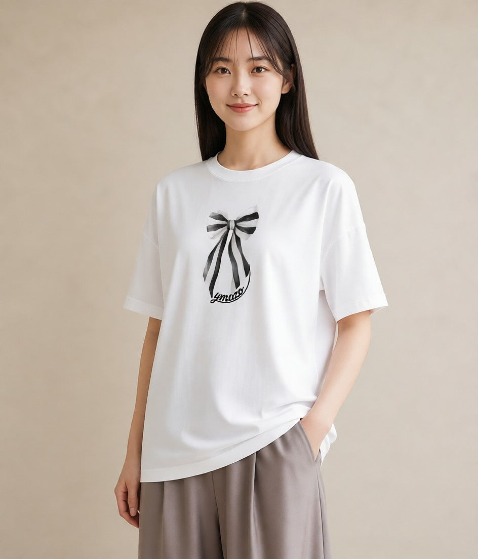 プリントTシャツ レディース リボン 蝶結び ナチュラル アンティーク イラスト 休日 ペアコーデ 白T