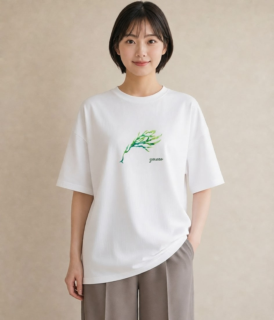 プリントTシャツ レディース 葉っぱ 植物 ボタニカル イラスト ラフカジュアル 普段着 週末コーデ 白T