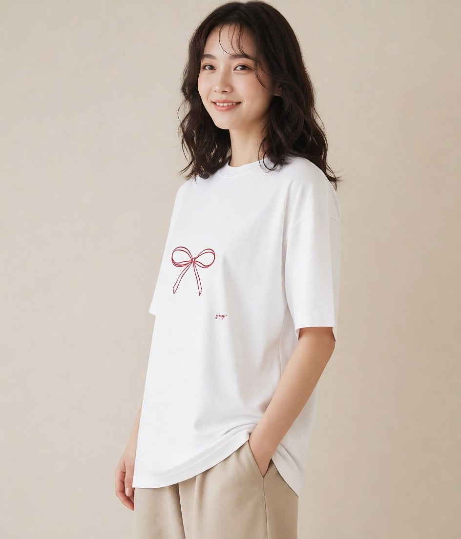プリントTシャツ レディース リボン 蝶結び ナチュラル アンティーク イラスト 線画 20代 カジュアルコーデ 白T