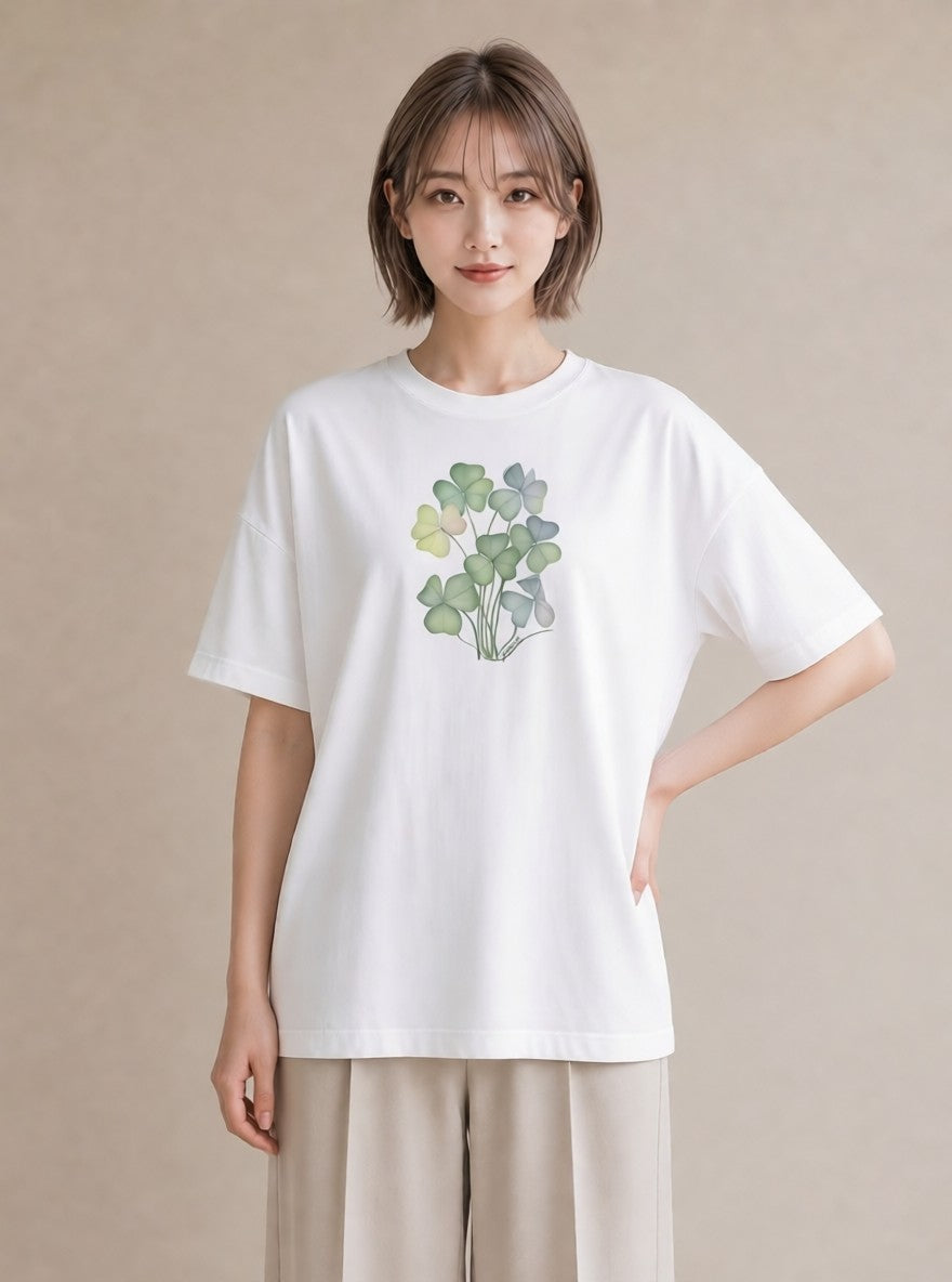 デザインTシャツ レディース クローバー 四つ葉 花 花柄 イラスト きれいめカジュアル 通勤 在宅 白T
