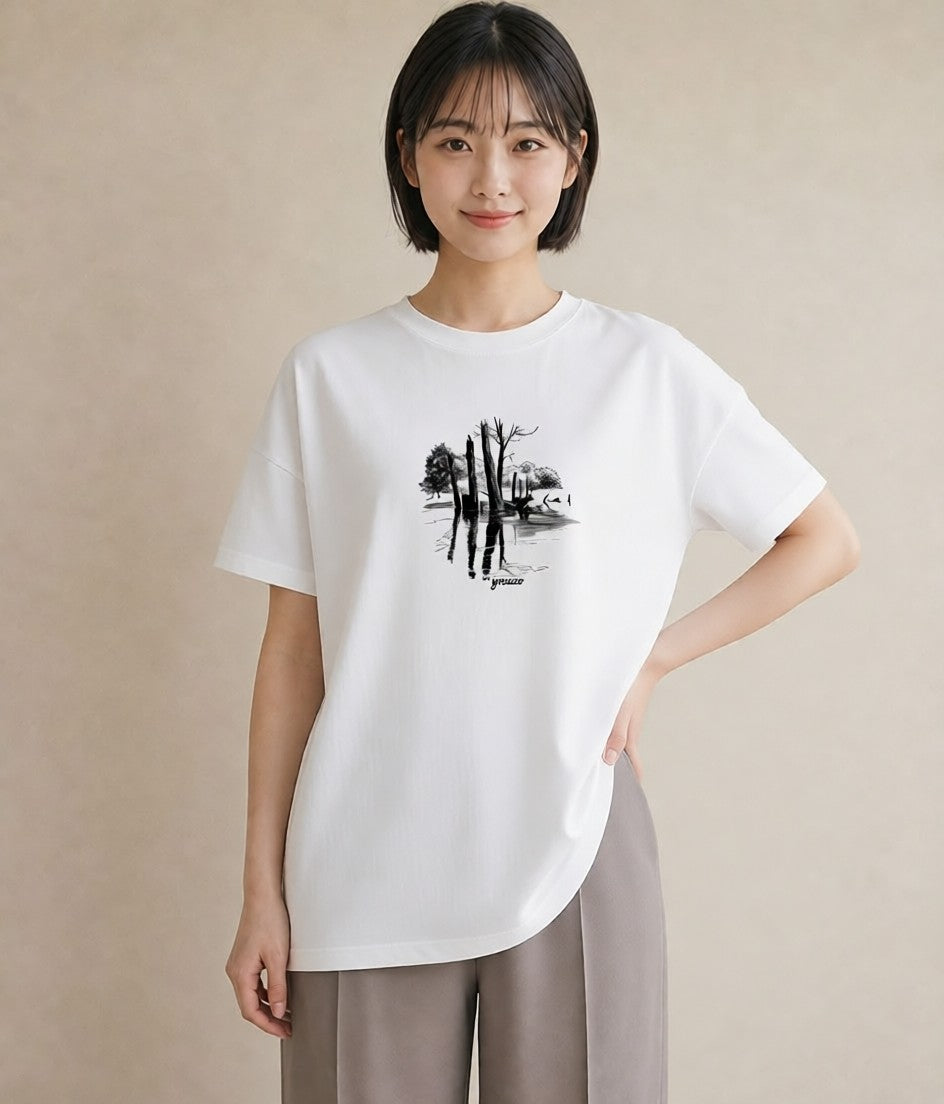 半袖Tシャツ レディース 桟橋 水辺 波止場 ナチュラル アンティーク イラスト 旅行コーデ カフェ巡り 女子会 白T