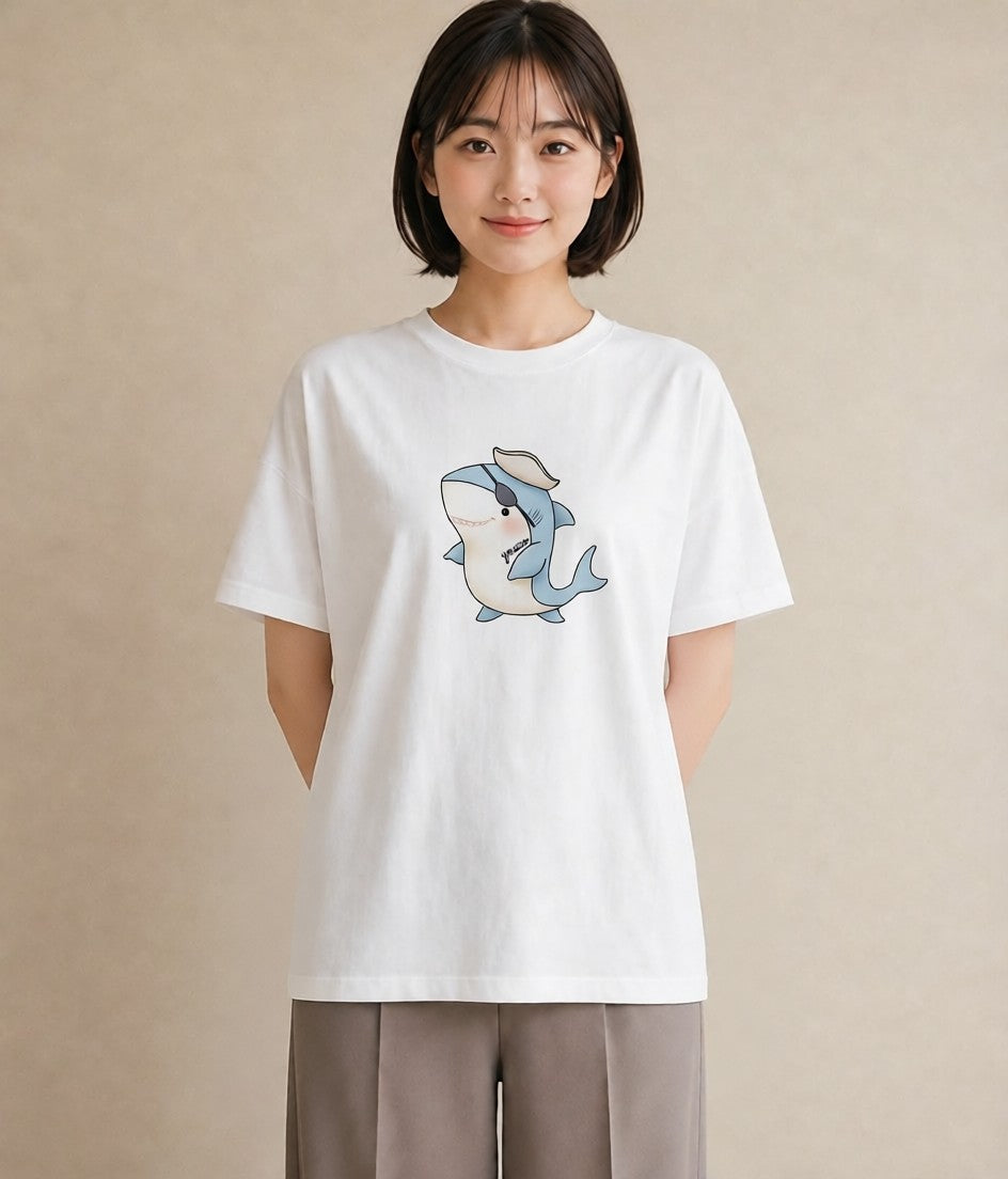 Tシャツ レディース イルカ 海の生き物 海 イラスト カフェコーデ カジュアルコーデ 買い物 白T