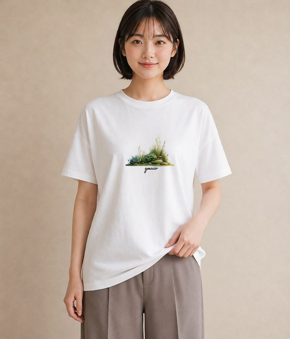 Tシャツ レディース 芝生 植物 ボタニカル イラスト 抜け感 散歩 お出かけ 白T