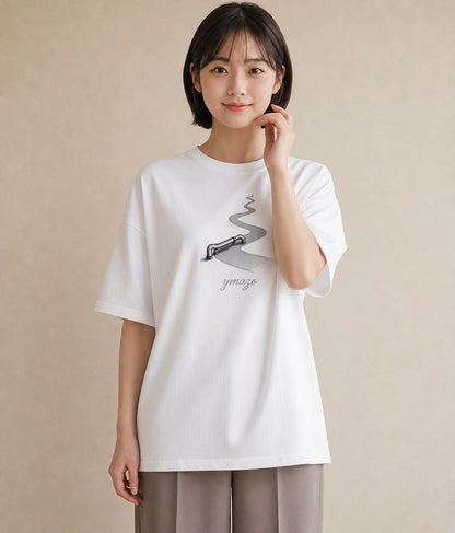 半袖Tシャツ レディース 雨上がりの小道 雨上がり 小道 ナチュラル アンティーク イラスト 旅行用 海 白T