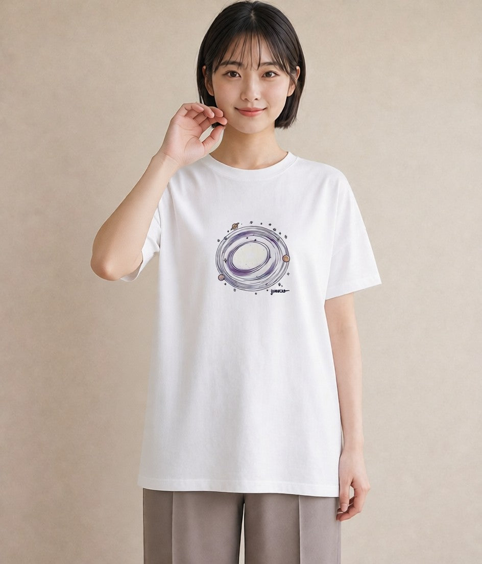 デザインTシャツ レディース 太陽 星空 宇宙 イラスト 旅行コーデ 帰省 ラフ 白T