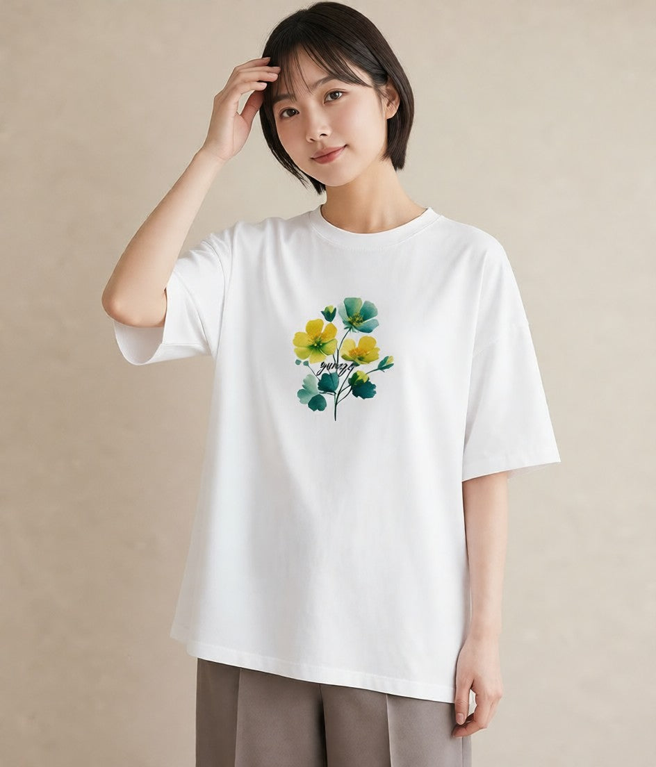 Tシャツ レディース クローバー 四つ葉 花 花柄 イラスト 休日コーデ 帰省 ラフ 白T