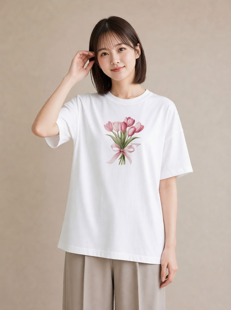 半袖Tシャツ レディース チューリップ 花 花柄 イラスト ニュアンス ママ カフェ服 白T