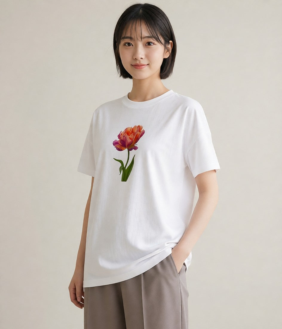 プリントTシャツ レディース チューリップ 花 花柄 イラスト シック ミセス 春コーデ 白T