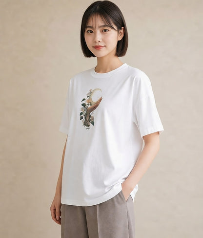半袖Tシャツ レディース 三日月 星空 宇宙 イラスト 北欧風 女性向けギフト 散歩 白T