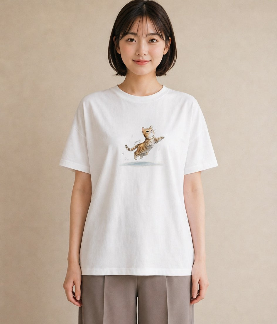 デザインTシャツ レディース 茶トラ 茶猫 猫 ねこ イラスト ヴィンテージ風 海 カフェ巡り 白T
