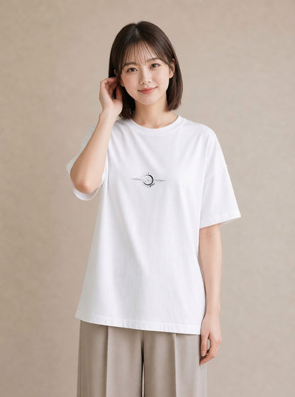 デザインTシャツ レディース 月と星 星空 ムーン イラスト きれいめカジュアル 部屋着 女性向けギフト 白T