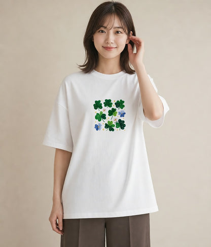 プリントTシャツ レディース クローバー 四つ葉 花 花柄 イラスト ユニーク 夏コーデ 通学 白T