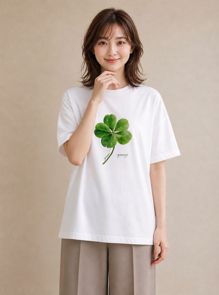 プリントTシャツ レディース クローバー 四つ葉 花 花柄 イラスト 上品 綿100 デート 白T