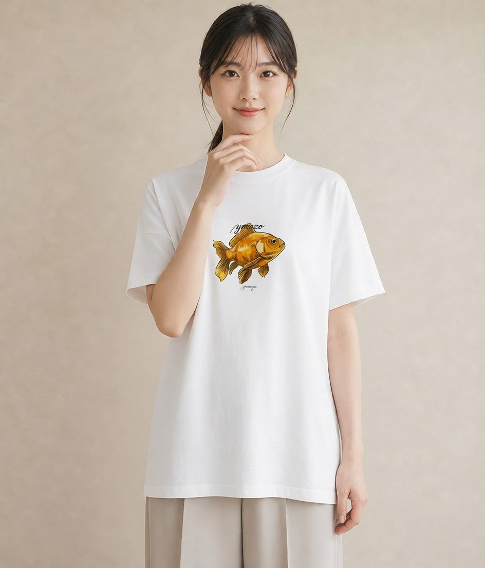 Tシャツ レディース 金魚 ペット 動物 イラスト 休日コーデ ミセス 春コーデ 白T