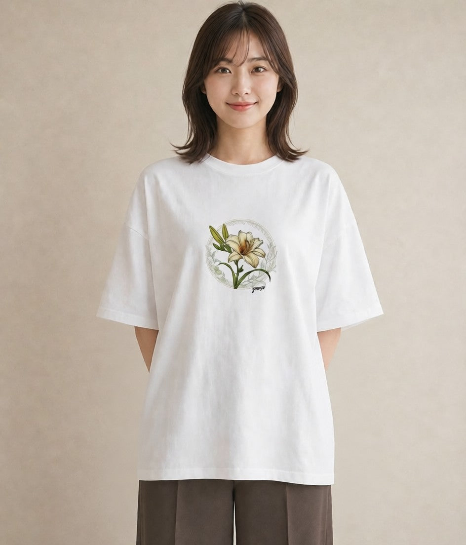 プリントTシャツ レディース ゆり 百合 花 花柄 イラスト 韓国風 女性向けギフト 散歩 白T