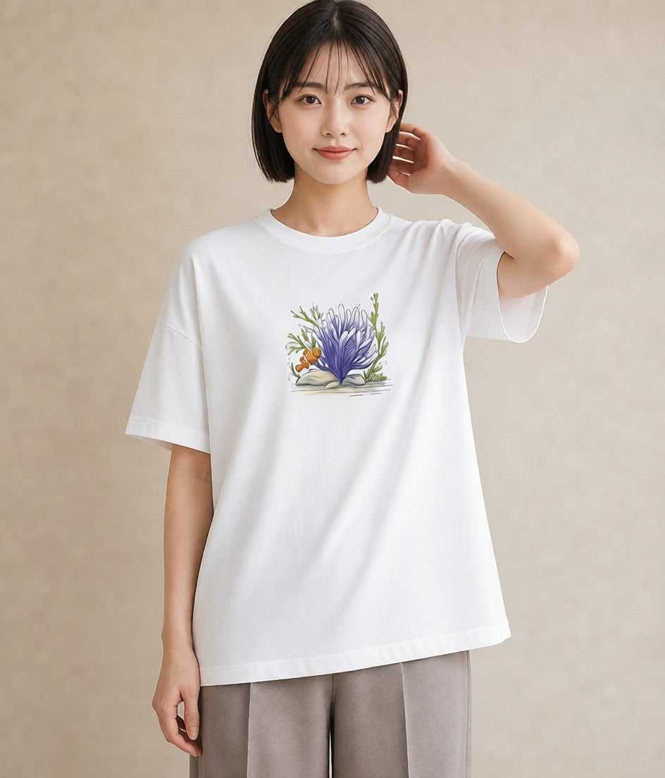 半袖Tシャツ レディース サンゴ 海の生き物 海 イラスト ユニーク 帰省 ラフ 白T