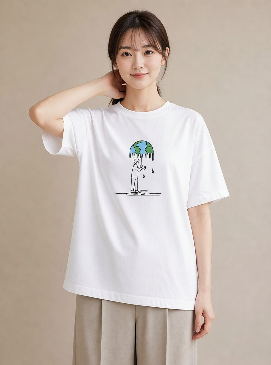 デザインTシャツ レディース 傘 水たまり 雨 ナチュラル アンティーク イラスト ゆるコーデ デート 帰省 白T