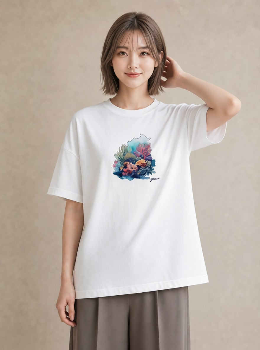 半袖Tシャツ レディース カクレクマノミ 海の生き物 海 イラスト フェミニン レイヤード 友達ギフト 白T