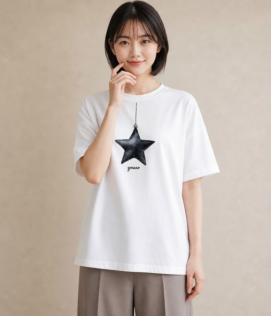 プリントTシャツ レディース スター 星空 宇宙 イラスト ゆるかわ ミセス 春コーデ 白T