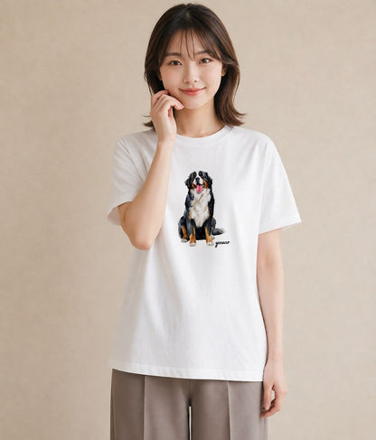 半袖Tシャツ レディース バーニーズマウンテンドッグ 犬 いぬ イラスト モード 海 カフェ巡り 白T