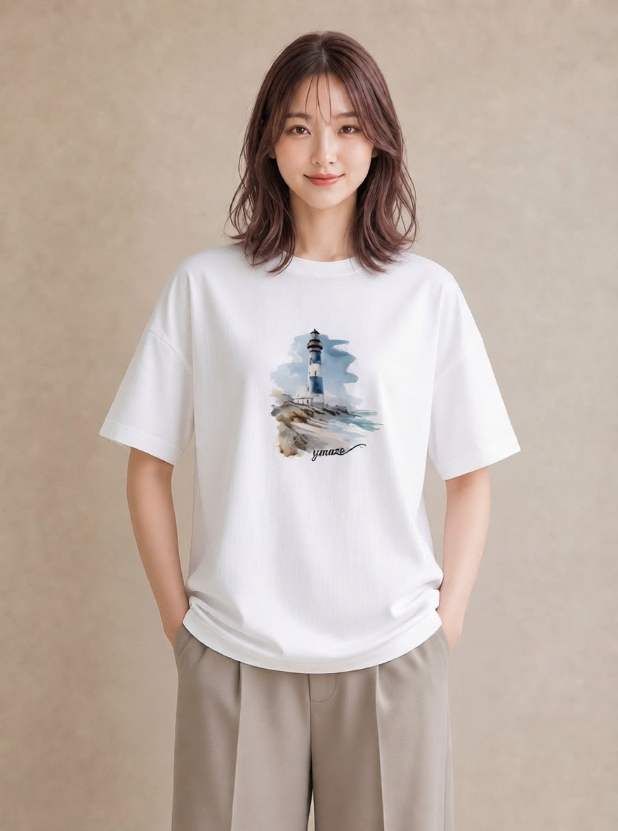 Tシャツ レディース 灯台 霧 海 ナチュラル アンティーク イラスト ヴィンテージ風 散歩 お出かけ 白T