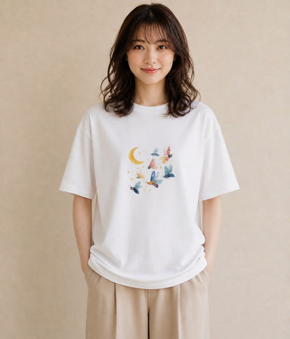 デザインTシャツ レディース みつばち 昆虫 虫 イラスト 旅行コーデ 散歩 お出かけ 白T