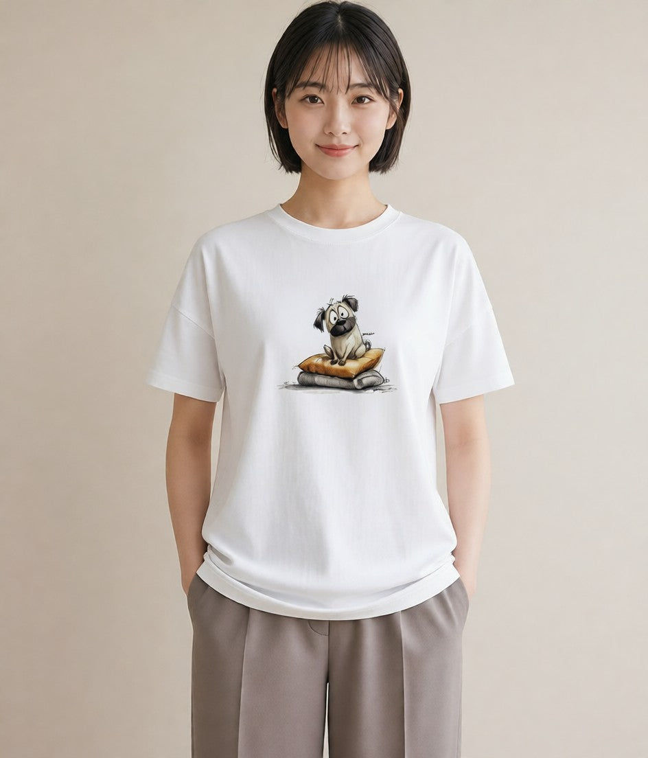 グラフィックTシャツ レディース パグ 犬 いぬ イラスト カフェコーデ カジュアルコーデ 買い物 白T