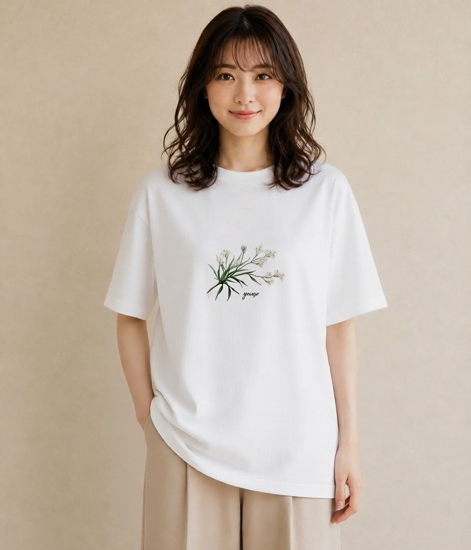 グラフィックTシャツ レディース 金木犀 花 花柄 イラスト 上品 20代 カジュアルコーデ 白T