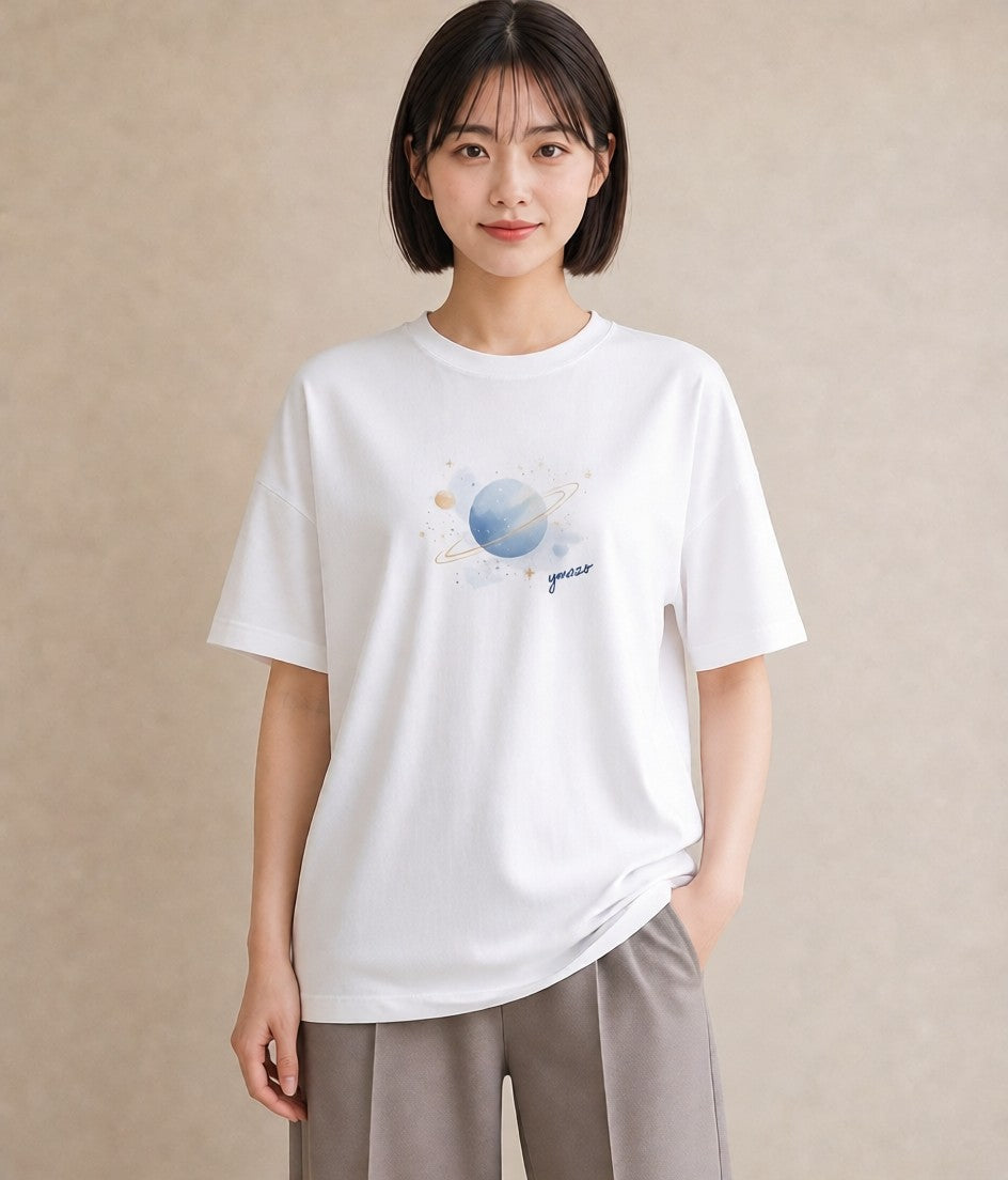 半袖Tシャツ レディース 宇宙 星空 イラスト アート風 カジュアルコーデ 買い物 白T