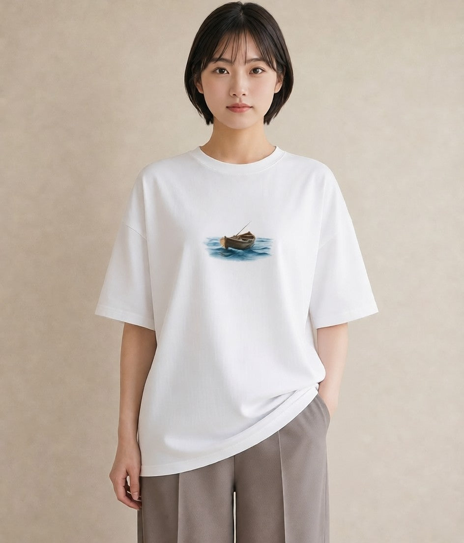 Tシャツ レディース 紙の船 水辺 ナチュラル アンティーク イラスト ラフカジュアル ギフト 母の日 白T
