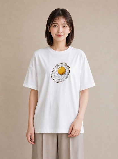 Tシャツ レディース 目玉焼き 食べ物 フード イラスト シンプル 週末コーデ 敬老の日 白T