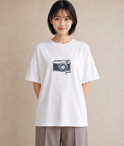 デザインTシャツ レディース カメラ フィルムカメラ レトロカメラ イラスト ラフ ビーチ デイリーウェア 白T