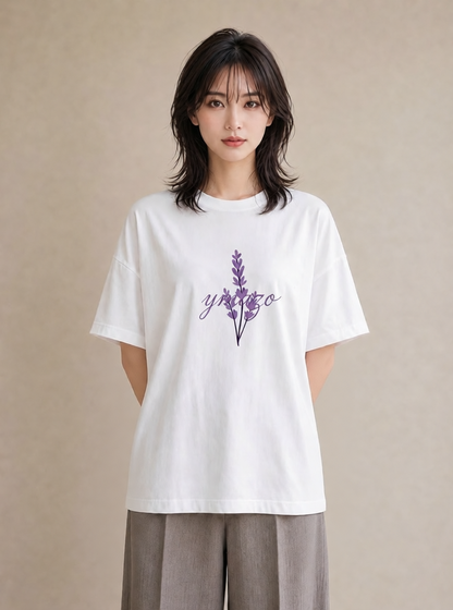 デザインTシャツ レディース ラベンダー 花 花柄 イラスト 北欧風 カジュアルコーデ 買い物 白T