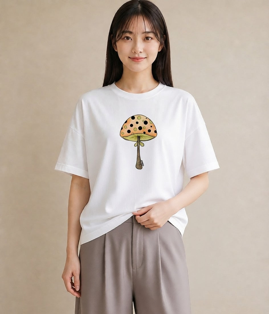 グラフィックTシャツ レディース きのこ 植物 ボタニカル イラスト 旅行コーデ 買い物 夏コーデ 白T