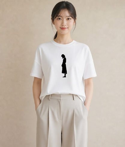 プリントTシャツ レディース 女の子 ガール 後ろ姿 イラスト ミニマル デート 帰省 白T
